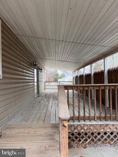 7832 East Shore Road Pasadena, MD 21122 - Photo 19 of 20