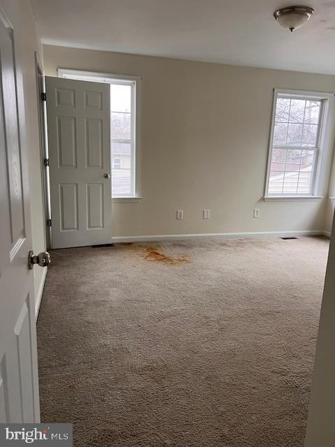 7832 East Shore Road Pasadena, MD 21122 - Photo 9 of 20