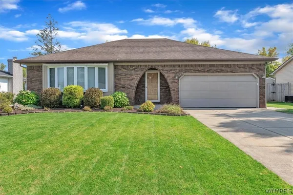 $470,000 | 214 Presidio Place, Amherst, NY 14221