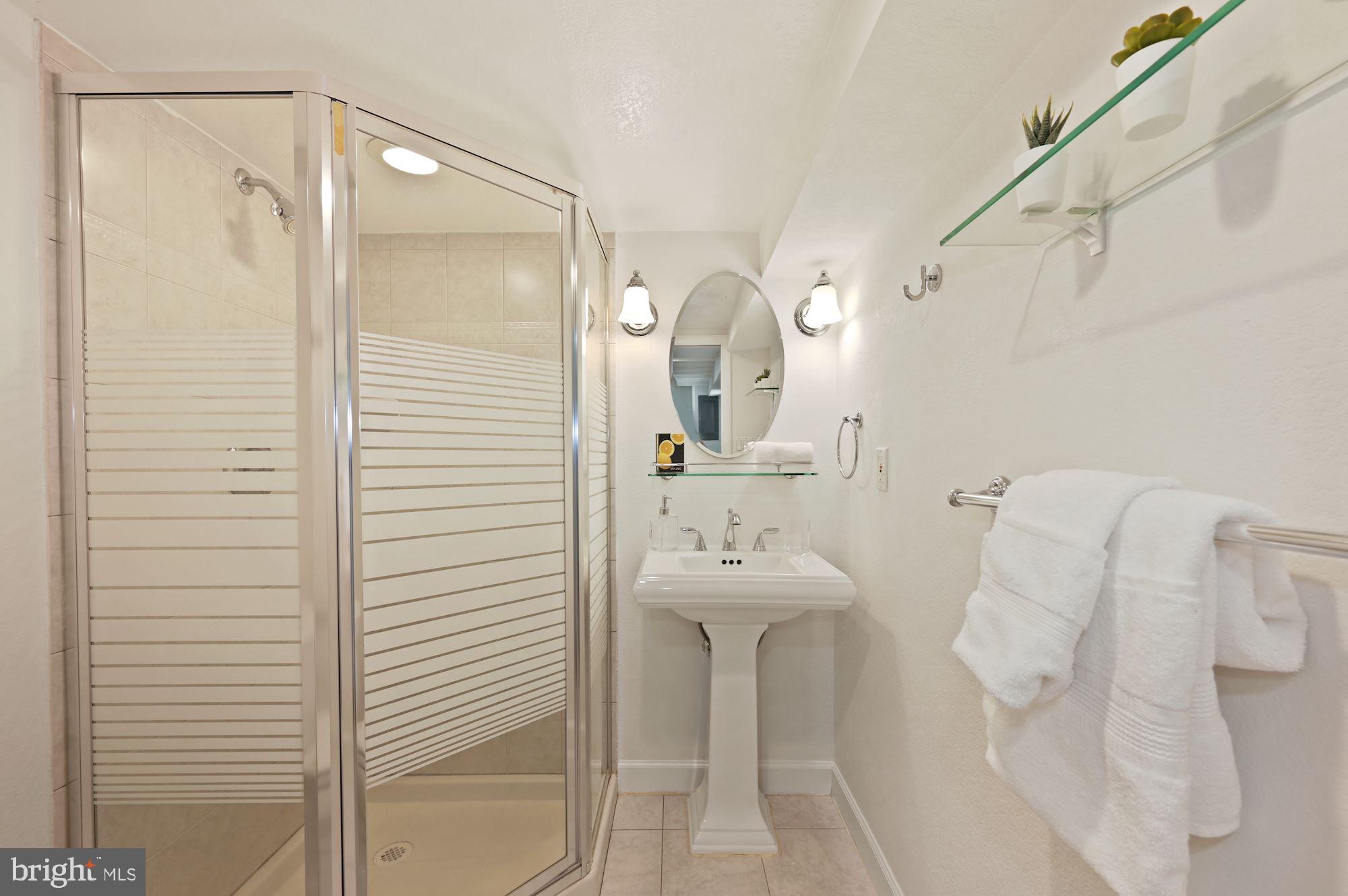 3729 R Street Northwest Washington, DC 20007 - Photo 20 of 26