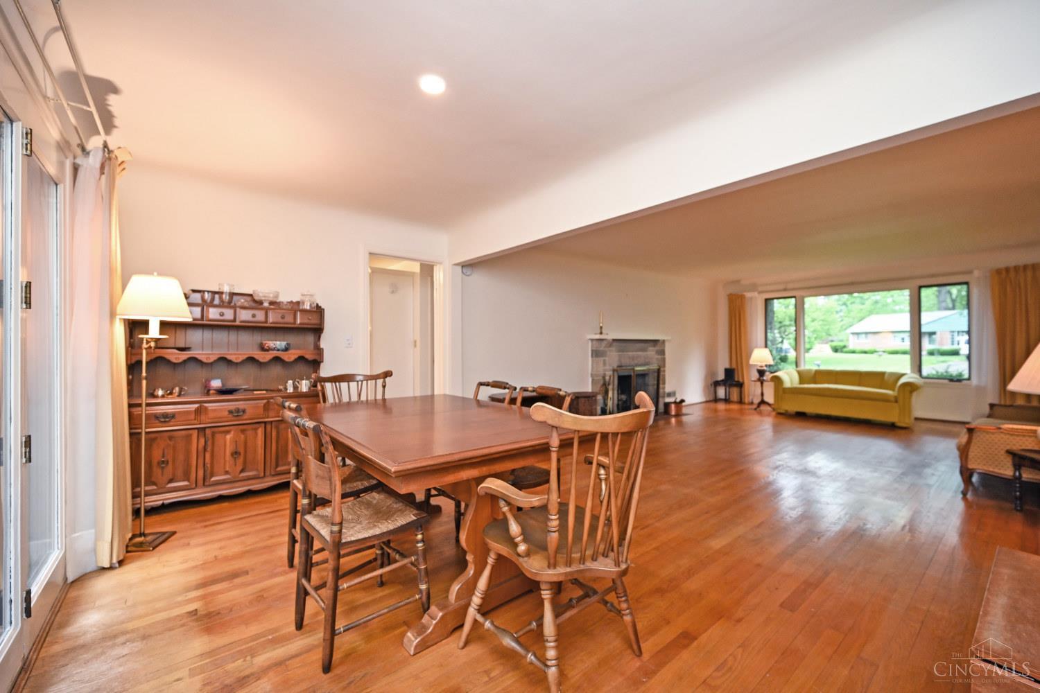 6277 Thole Road Cincinnati, OH 45230 - Photo 13 of 50