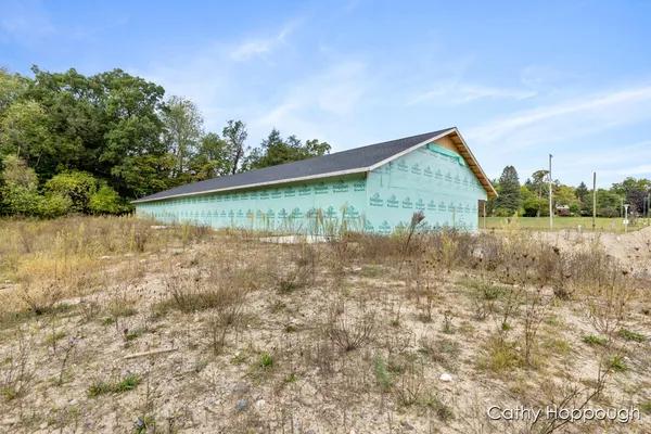 $650,000 | 533 East Washington Street, Unit A B C D, Ionia, MI 48846