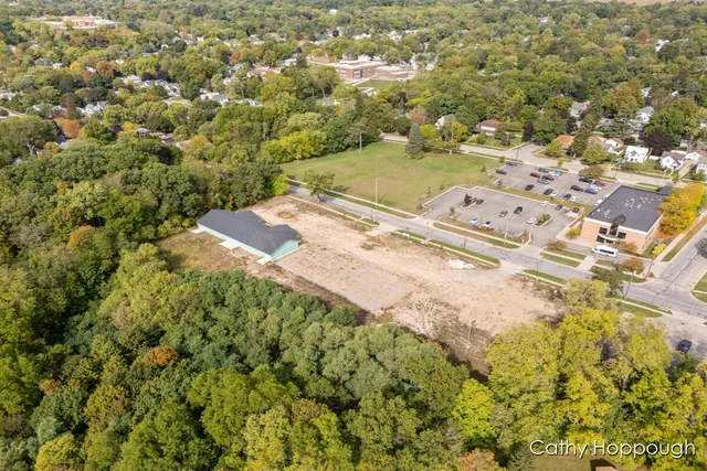 $650,000 | 533 East Washington Street, Unit A B C D, Ionia, MI 48846