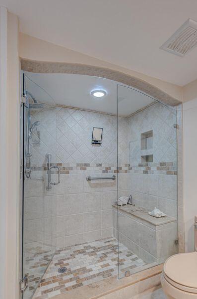 5550 North Ocean Drive, Unit 3C Riviera Beach, FL 33404 - Photo 37 of 67 BATHROOM