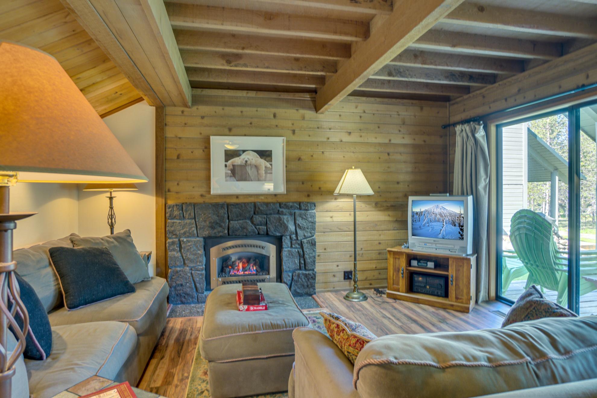 57581 Ranch Cabin Road, Unit 5 Sunriver, OR 97707 - Photo 11 of 31 batch_5RanchCabin-088
