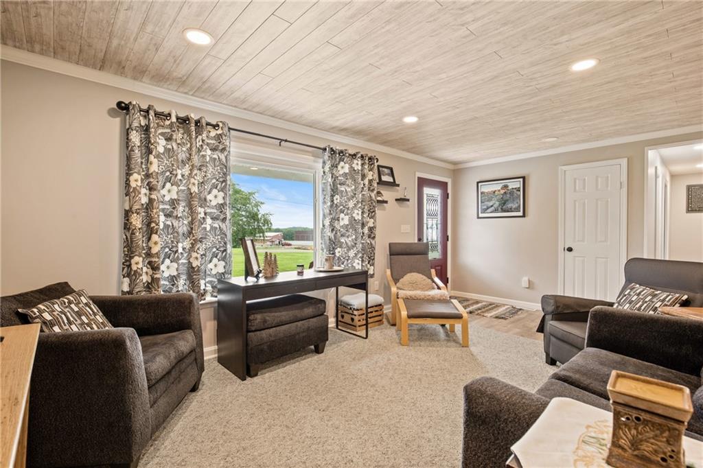 635 Casselman Road Markleton, PA 15551 - Photo 8 of 44 Gallery Image 8