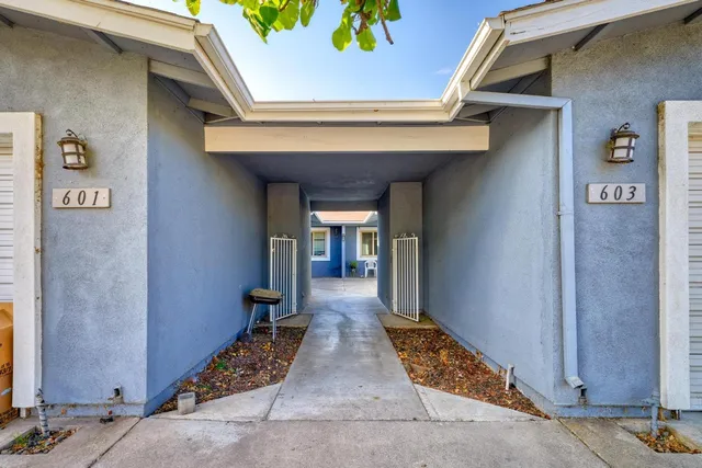 a view of a pathway of a house