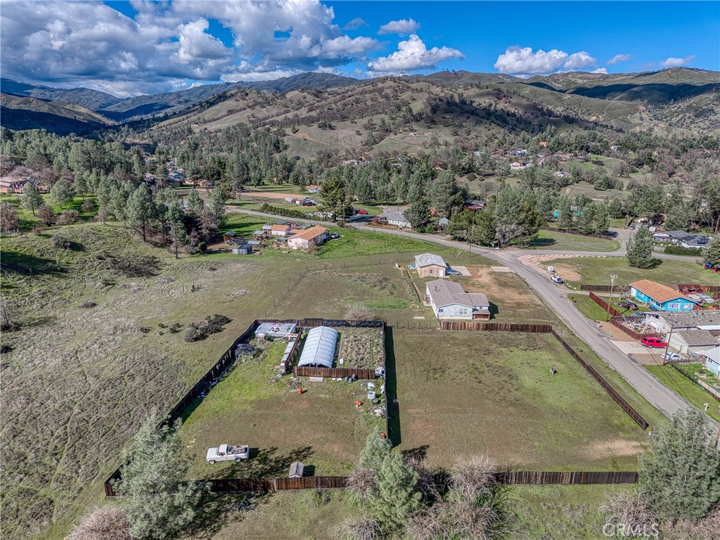 2605 Spring Valley Road Clearlake Oaks, CA 95423 - Photo 7 of 36