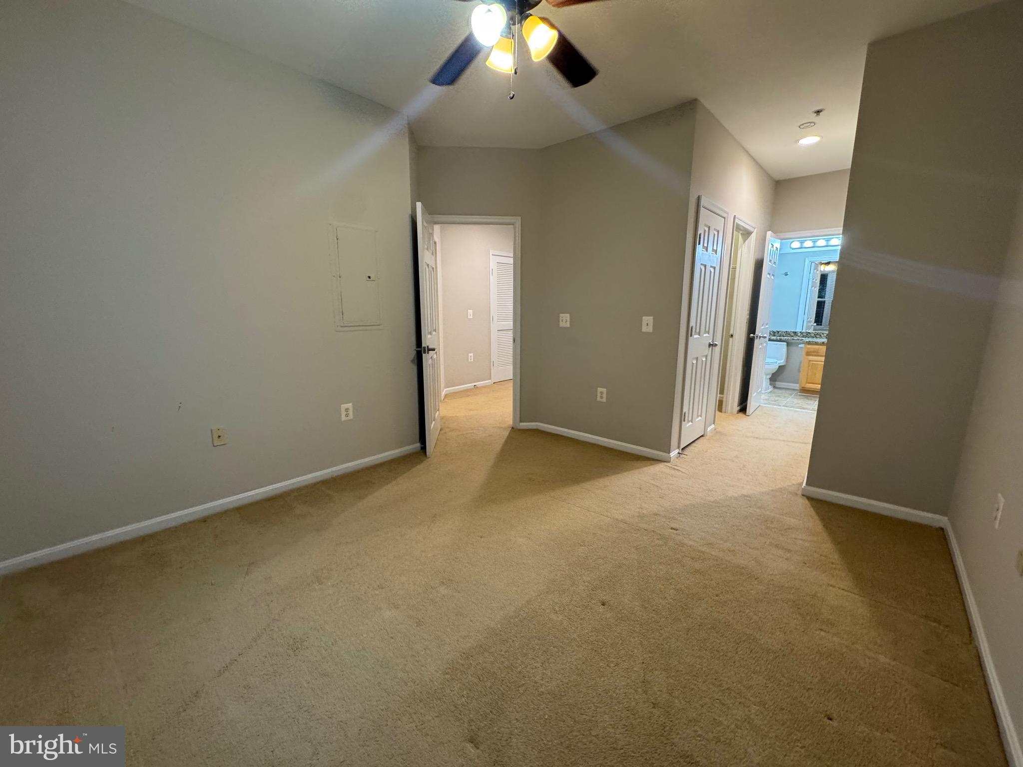 9486 Virginia Center Boulevard, Unit 114 Vienna, VA 22181 - Photo 17 of 41 an empty room with a bathroom