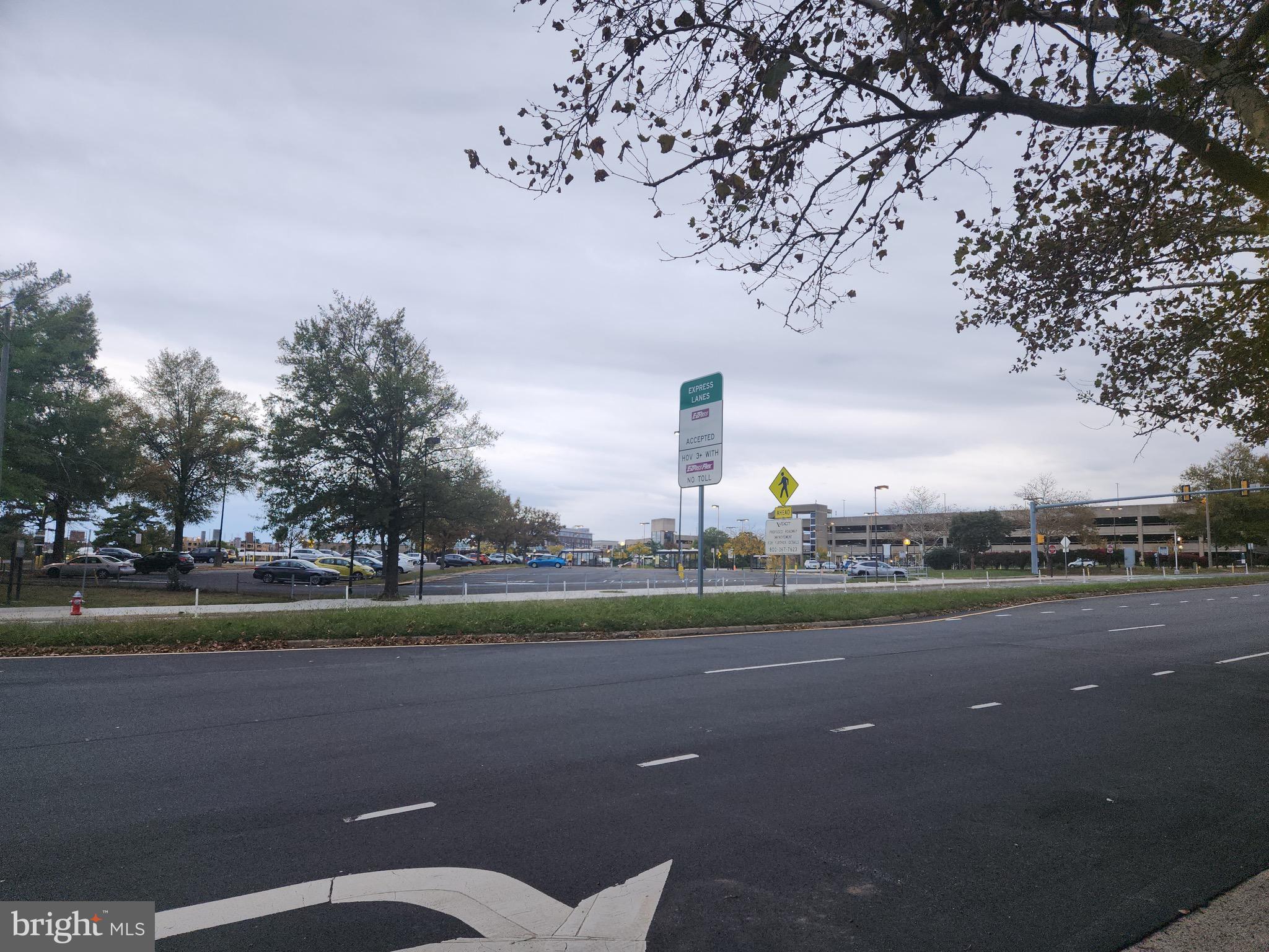 9486 Virginia Center Boulevard, Unit 114 Vienna, VA 22181 - Photo 32 of 41 a view of a city