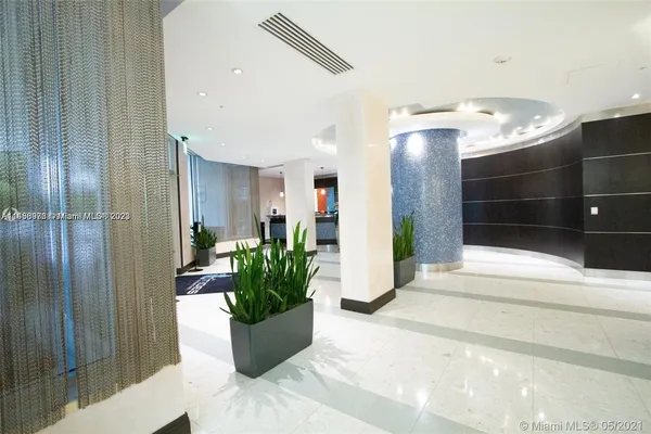 $2,750 | 3801 South Ocean Drive, Unit 6S, Hollywood, FL 33019