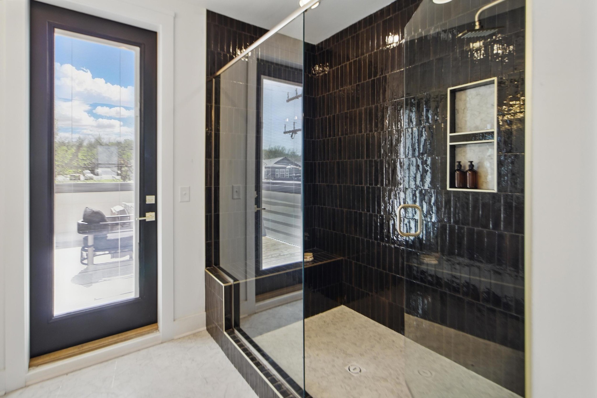 824 B Watts Lane Nashville, TN 37209 - Photo 17 of 23 a bathroom with a shower and a sink
