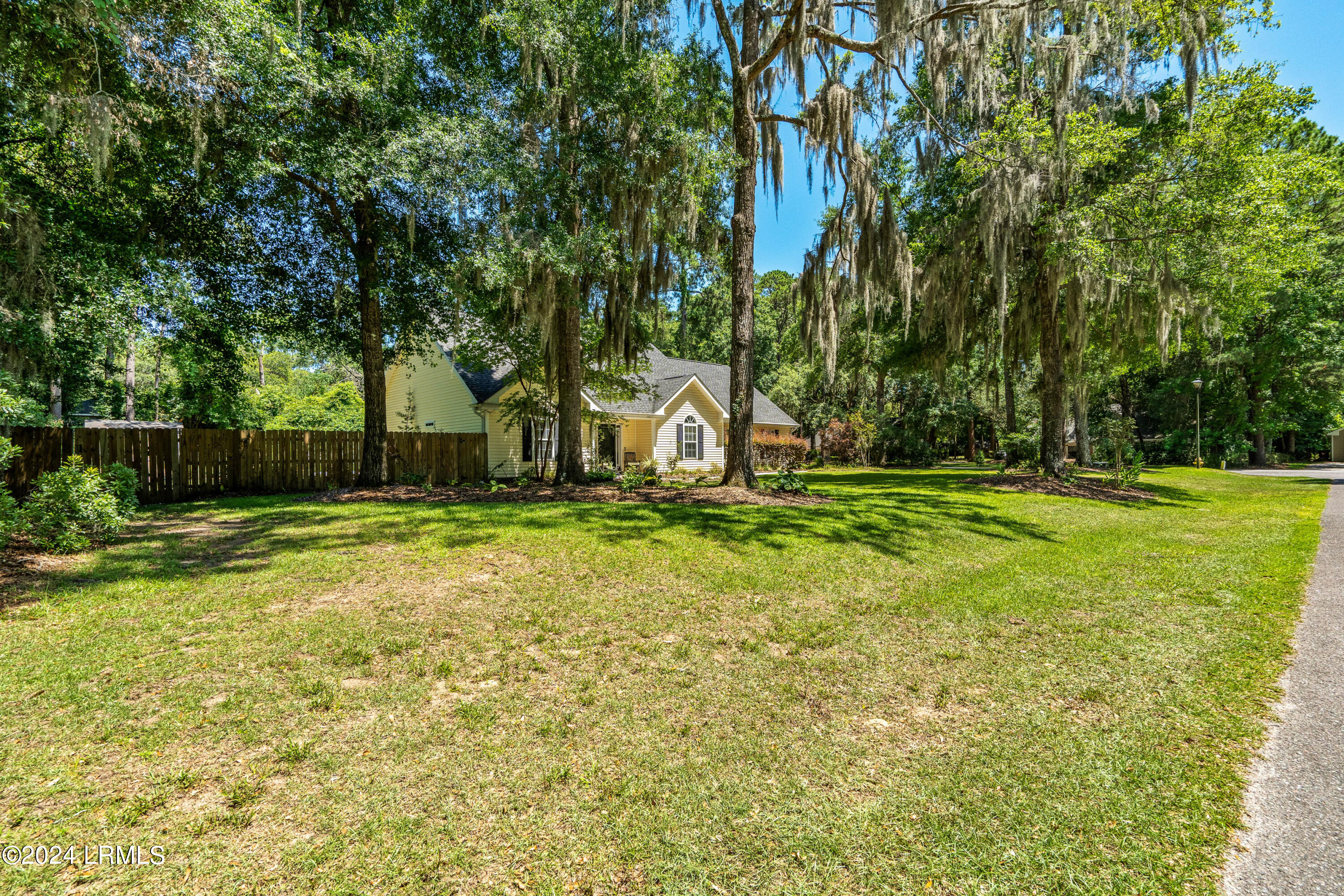 40 State Rd S-7-578 Beaufort, SC 29907 - Photo 38 of 46 40 Francis Marion-40