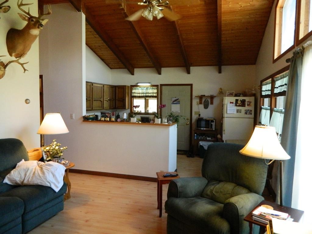 246 Glen Brook Road Stowe, VT 05672 - Photo 4 of 21 Gallery Image 4