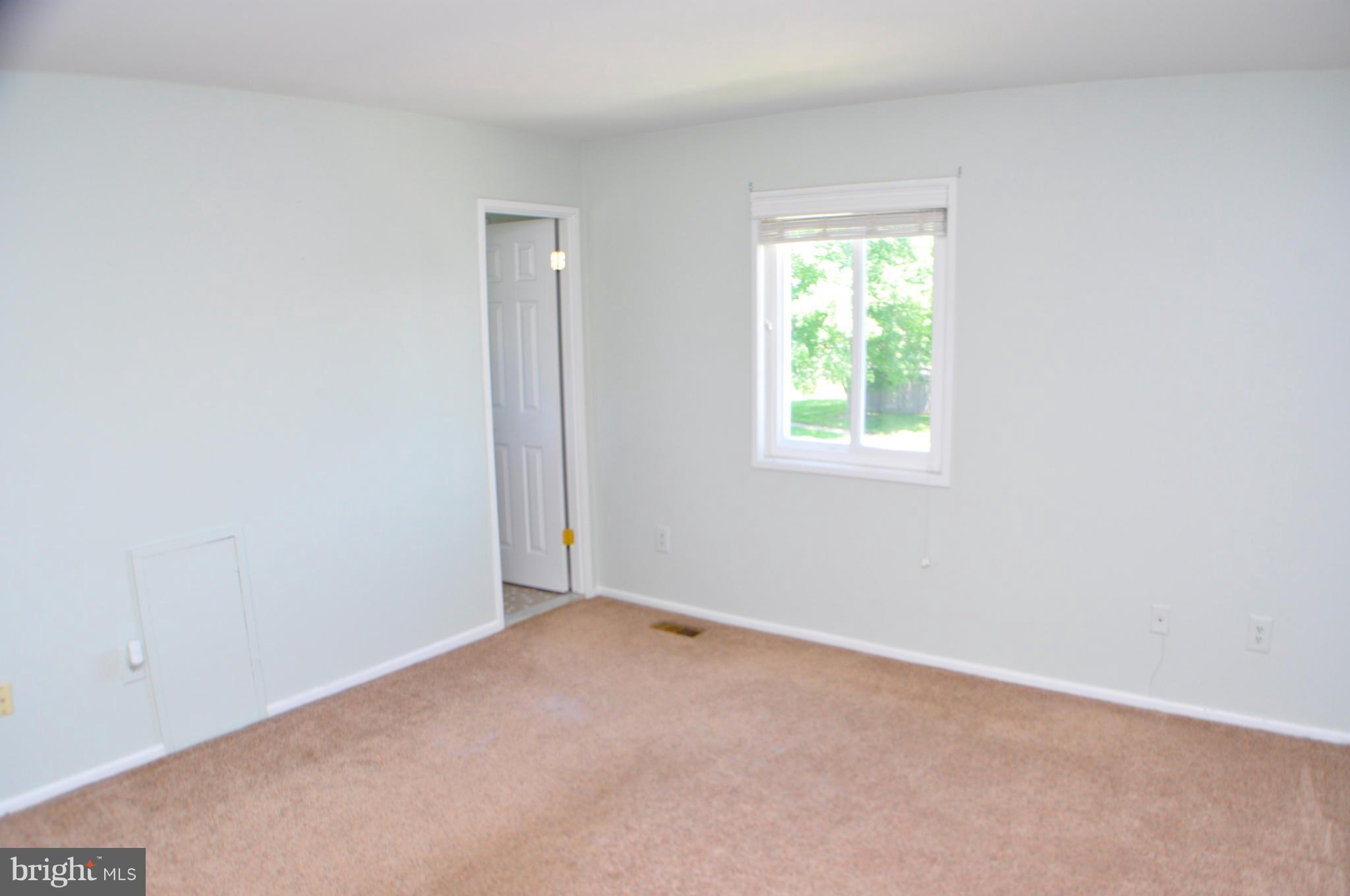 7524 Remington Road Manassas, VA 20109 - Photo 8 of 12 Bedroom (Master)