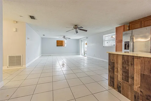 $2,200 | 6321 Spanish Main Drive, Apollo Beach, FL 33572