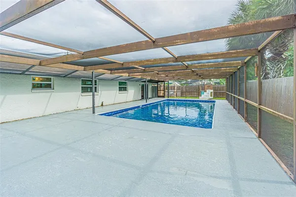 $2,200 | 6321 Spanish Main Drive, Apollo Beach, FL 33572