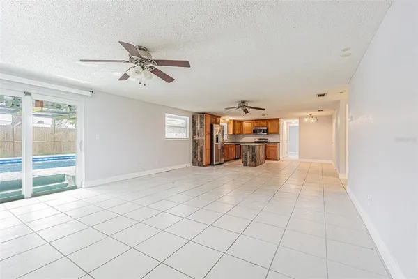 $2,200 | 6321 Spanish Main Drive, Apollo Beach, FL 33572
