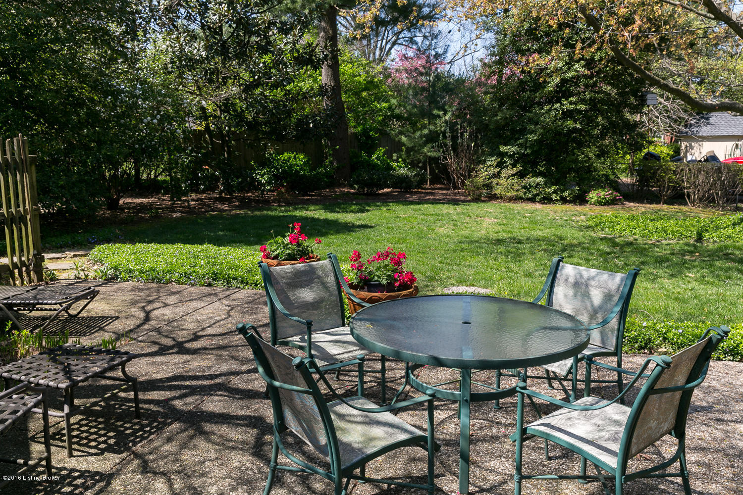 216 Smithfields Road Louisville, KY 40207 - Photo 11 of 29 RealTourCast - J Stough - Smithfield (10
