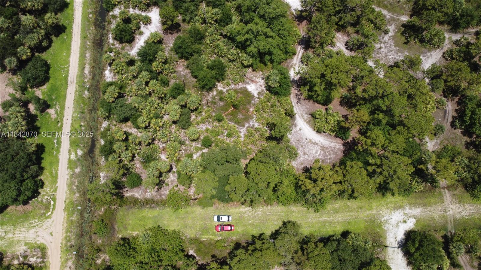 614 South Estribo Street Clewiston, FL 33440 - Photo 7 of 10 a view of lake