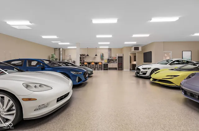 $3,775,000 | 11710 Cold Creek Court, Zionsville, IN 46077