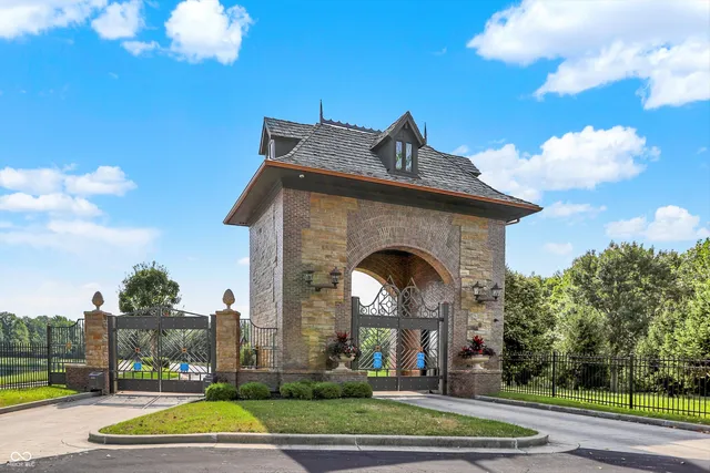 $3,775,000 | 11710 Cold Creek Court, Zionsville, IN 46077