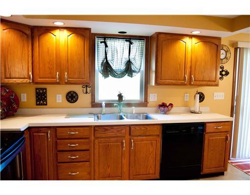 71 Valleyview Road Scenery Hill, PA 15360 - Photo 4 of 18 Kitchen.