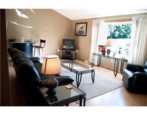71 Valleyview Road Scenery Hill, PA 15360 - Photo 6 of 18 Living Room.