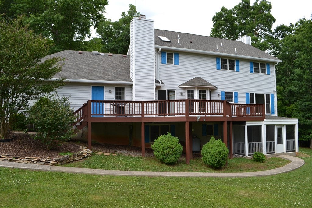 1701 Briery Road Farmville, VA 23901 - Photo 23 of 25 Gallery Image 23
