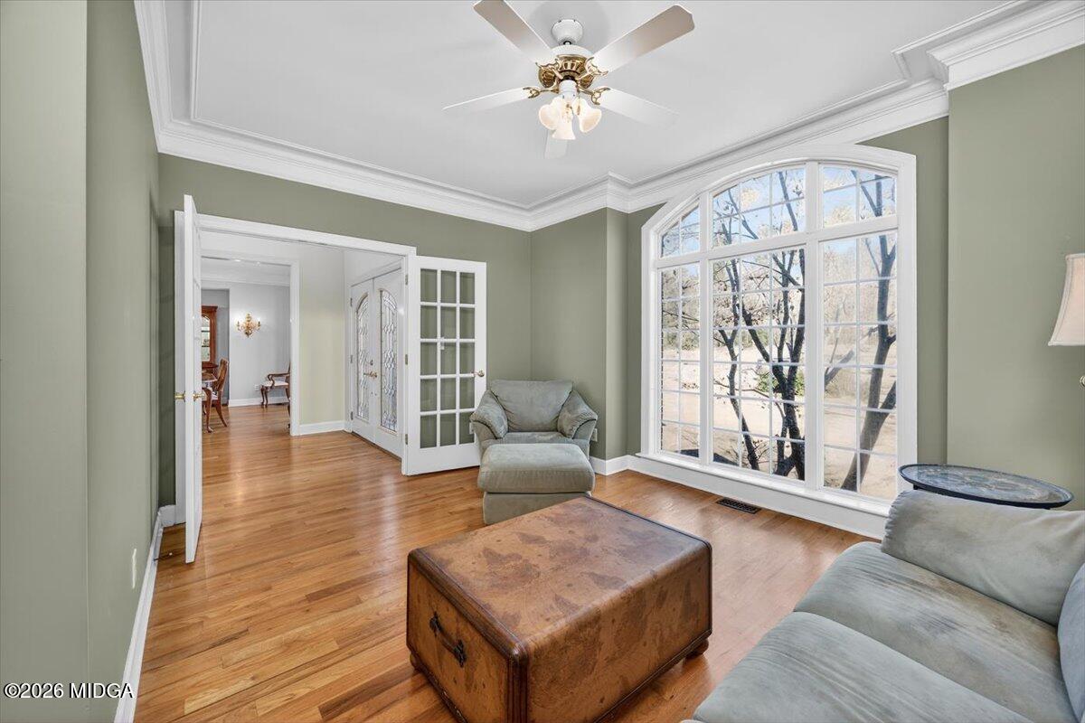 405 Laurel Place Macon, GA 31220 - Photo 8 of 60 Living Room