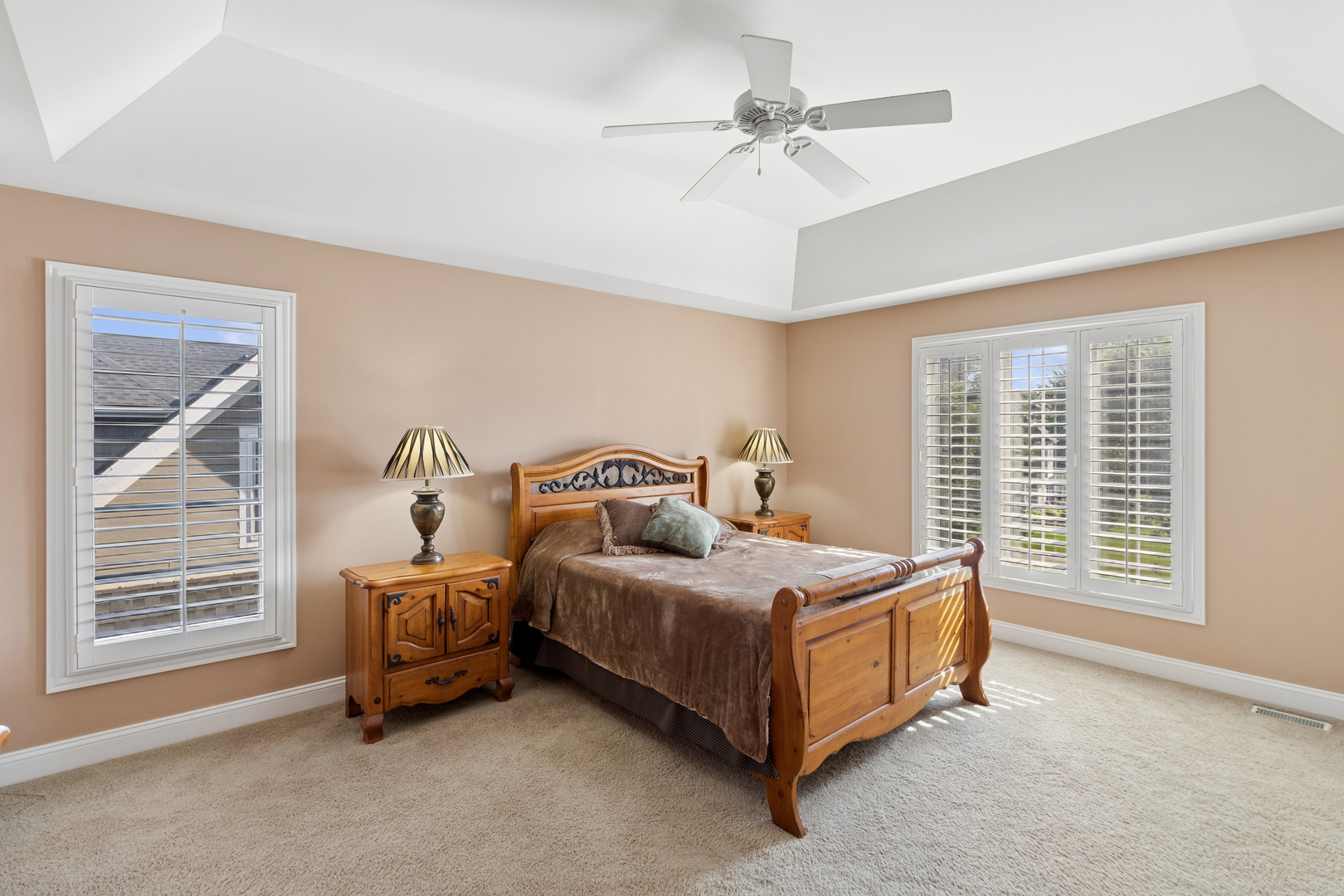 920 Lyons Ridge Drive Cary, IL 60013 - Photo 12 of 33 Gallery Image 12