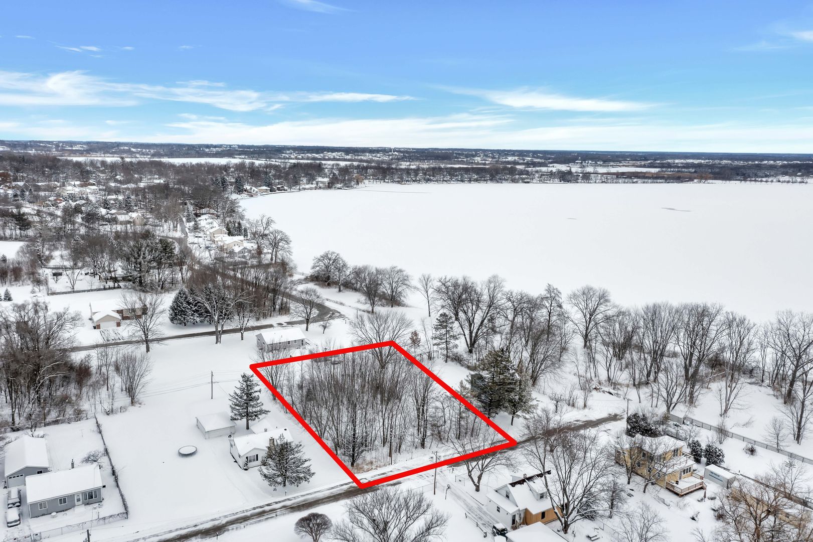 5204 West Pulaski Road McHenry, IL 60050 - Photo 3 of 8