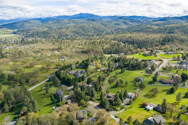 $1,495,000 | 155 Morton Way, Jacksonville, OR 97530