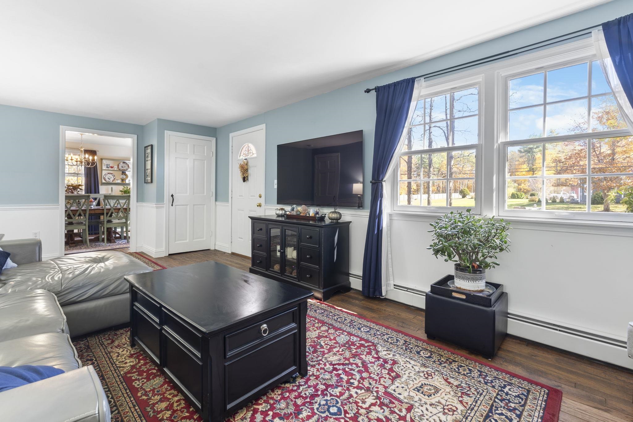 56 Whittier Street Newton, NH 03858 - Photo 14 of 46