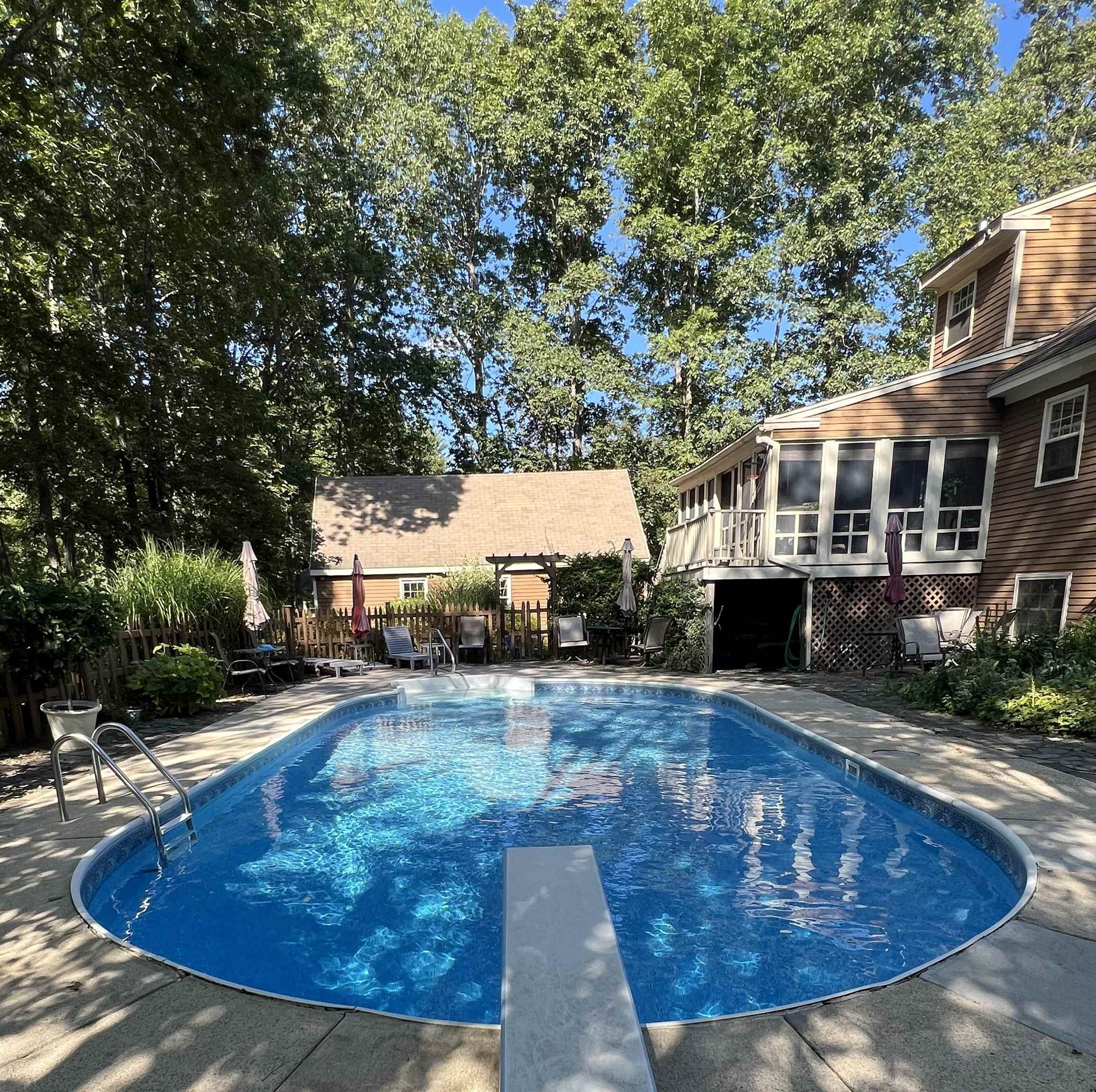 56 Whittier Street Newton, NH 03858 - Photo 7 of 46