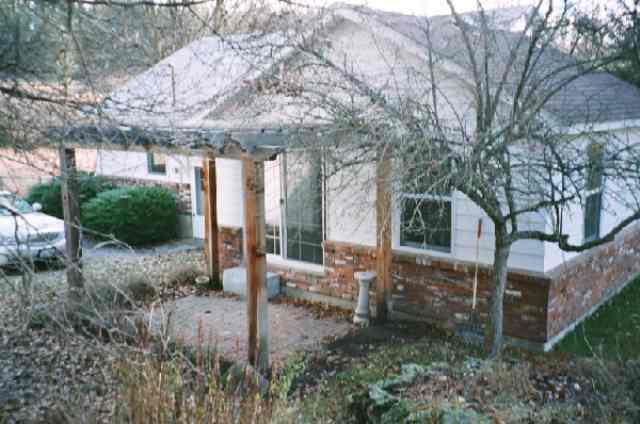 11912 South Valley Chapel Road Spokane, WA 99223 - Photo 2 of 7 Gallery Image 2