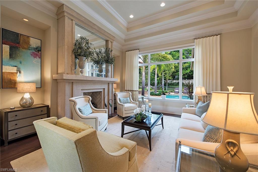 2195 Miramonte Way Naples, FL 34105 - Photo 4 of 15 Gallery Image 4