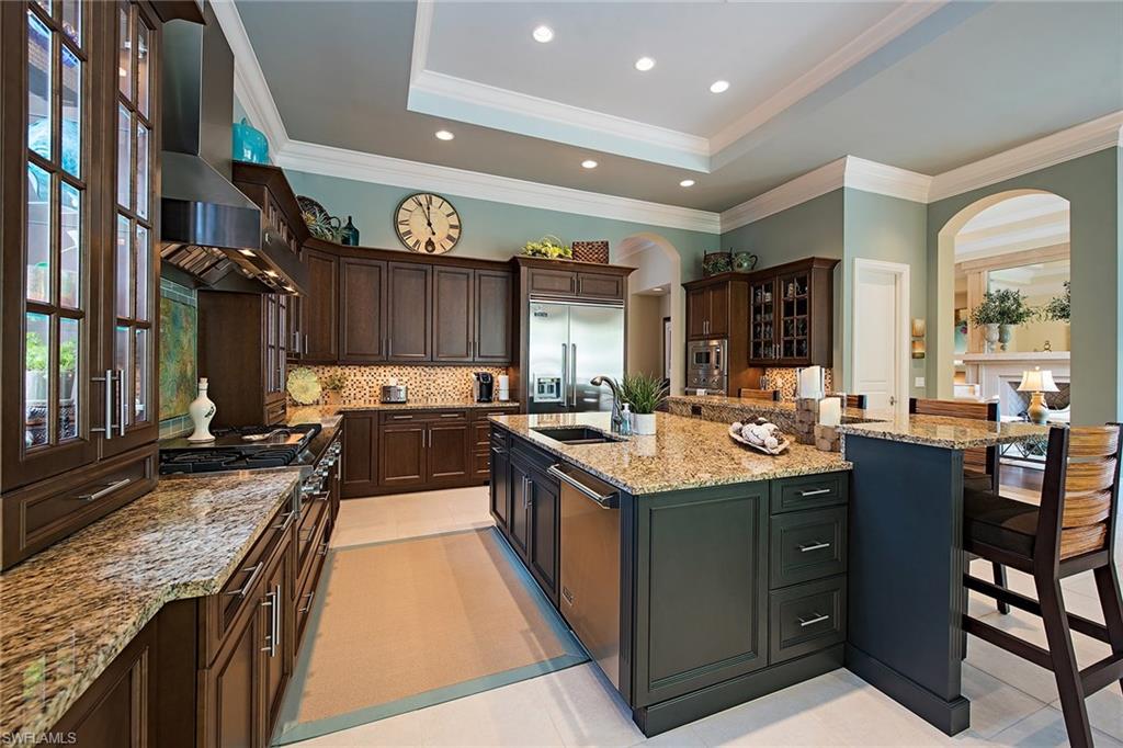 2195 Miramonte Way Naples, FL 34105 - Photo 5 of 15 Gallery Image 5