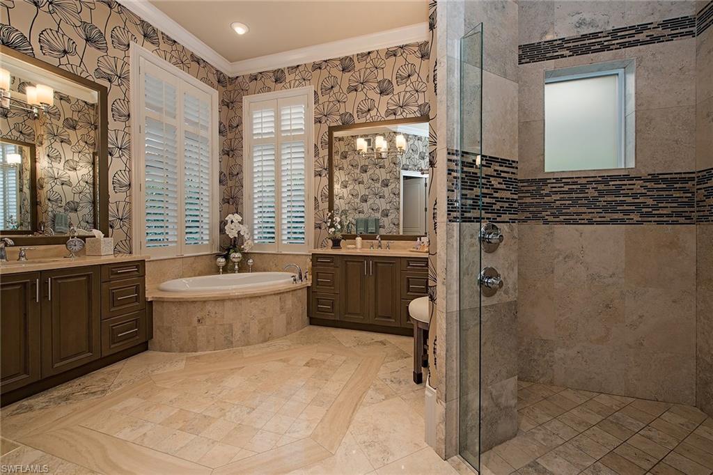 2195 Miramonte Way Naples, FL 34105 - Photo 10 of 15 Gallery Image 10