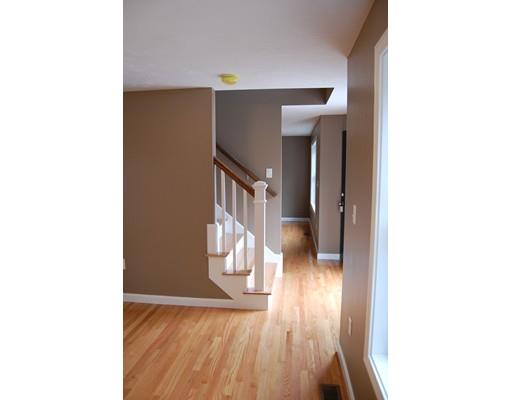 149 Wareham Road Plymouth, MA 02360 - Photo 4 of 28 Gallery Image 4