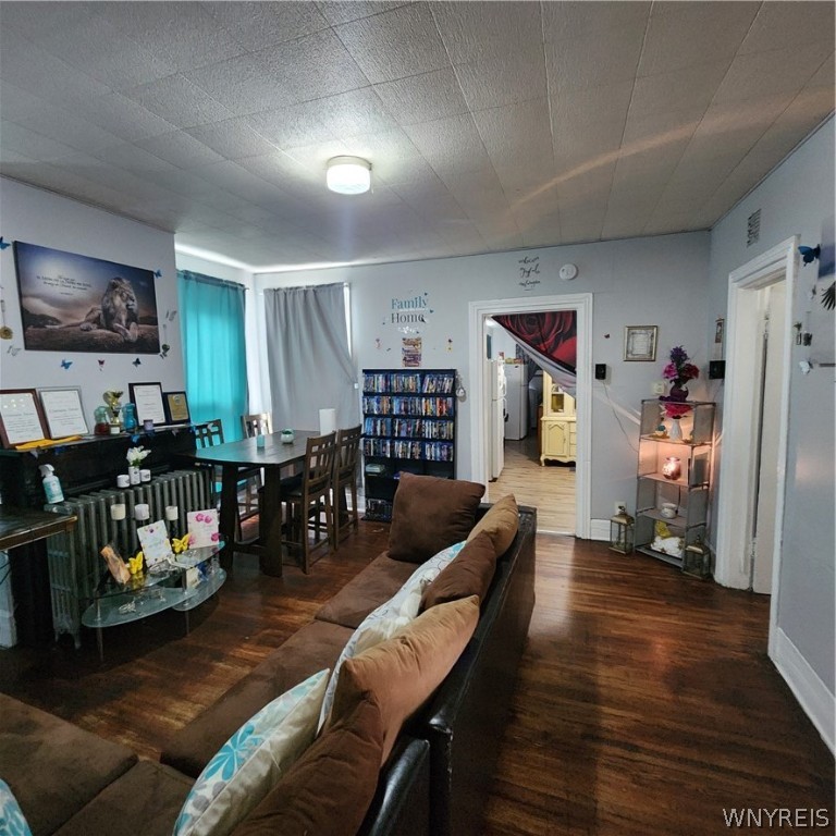 304 14th Street Buffalo, NY 14213 - Photo 16 of 33