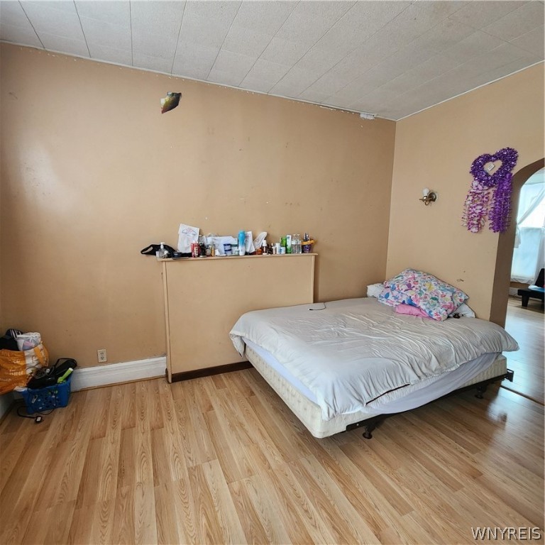 304 14th Street Buffalo, NY 14213 - Photo 4 of 33