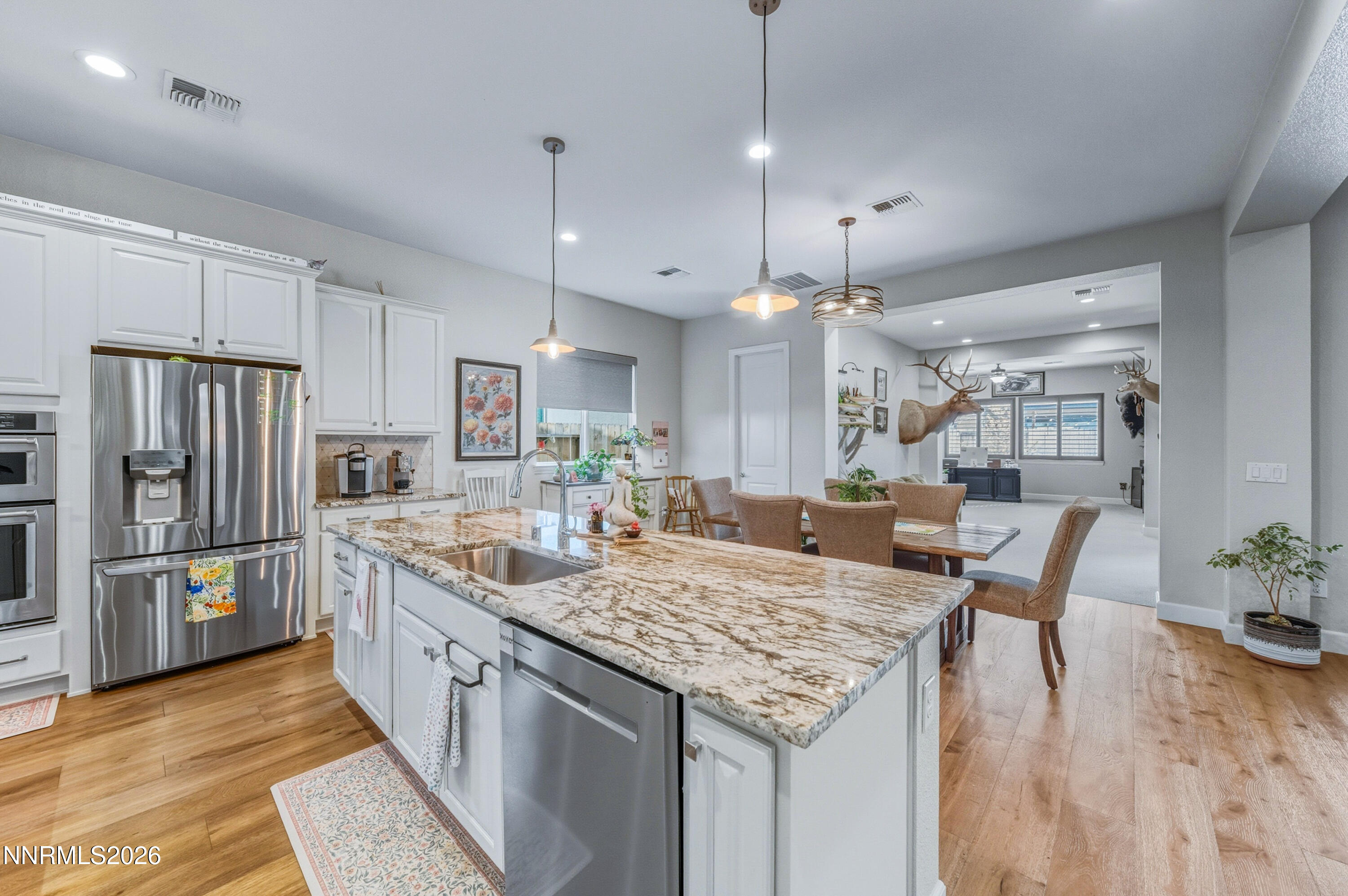 2468 Sparstone Drive Reno, NV 89521 - Photo 6 of 36 S-1034