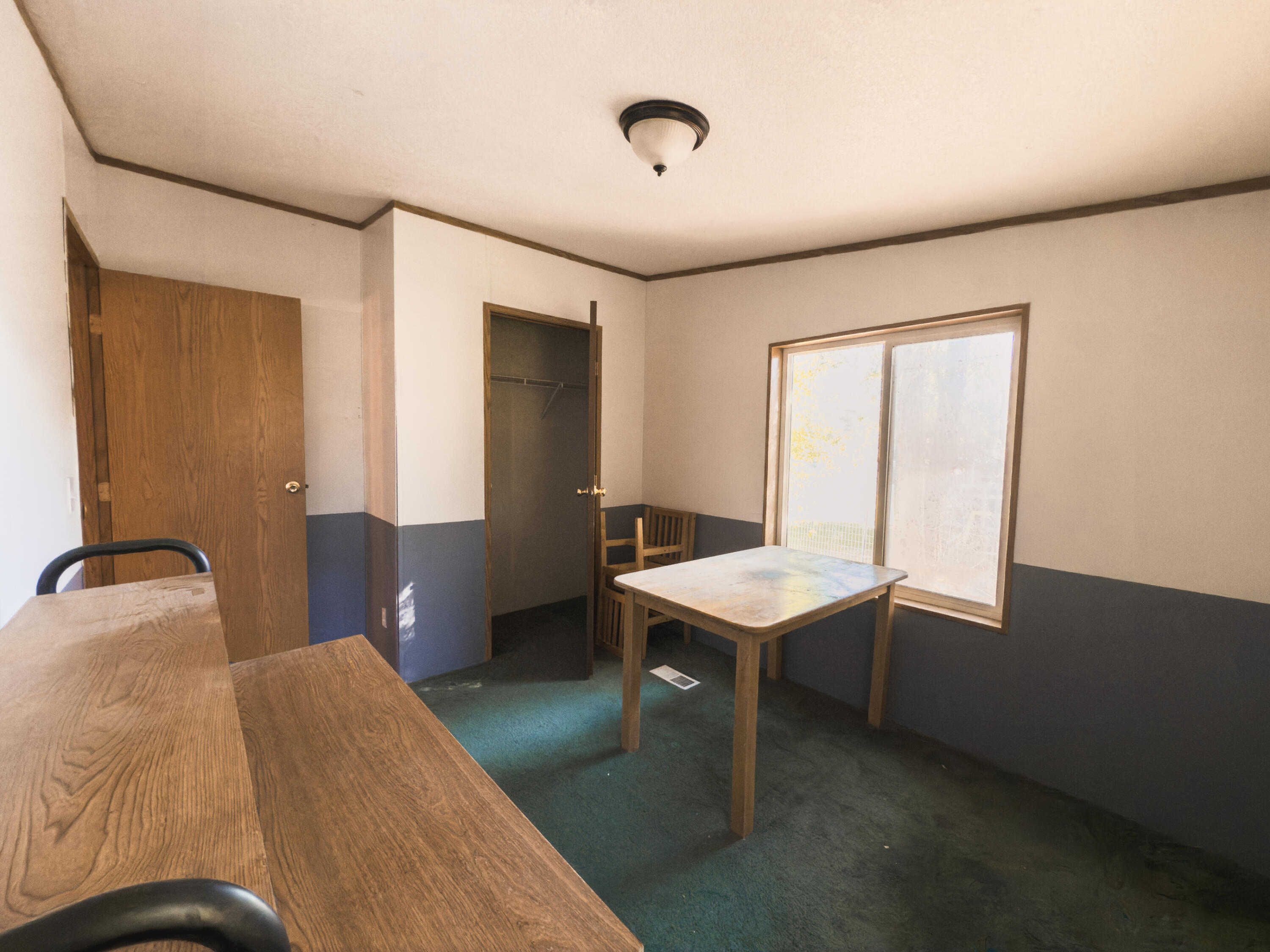 3610 Orindale Road Klamath Falls, OR 97601 - Photo 29 of 34 Bedroom 3