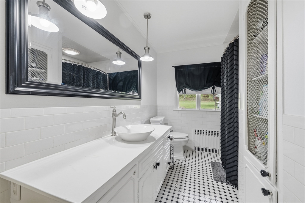 1310 Mammoth Road Dracut, MA 01826 - Photo 28 of 41 Gallery Image 28
