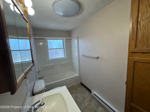 $1,050 | 205 Battin Street, Unit 205, Dunmore, PA 18512