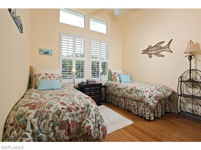 1165 4th Street South Naples, FL 34102 - Photo 9 of 12