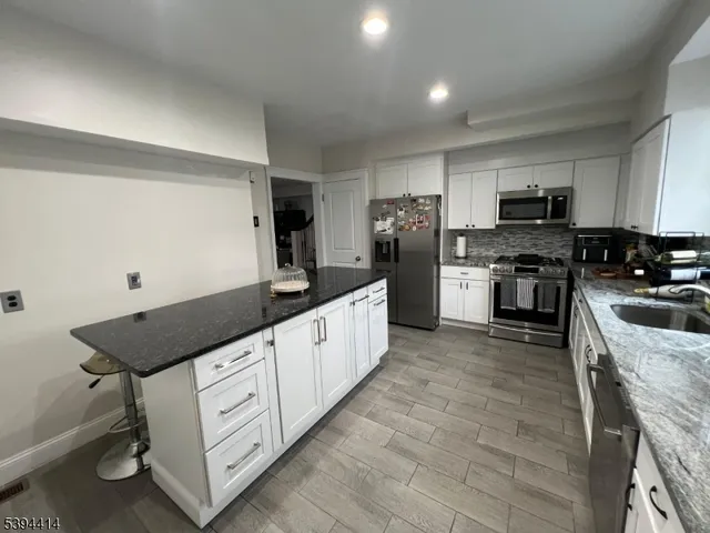 $840,000 | 865 Westfield Avenue, Elizabeth, NJ 07208