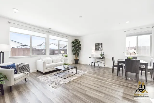 $3,560 | 4040 Swing Way, Roseville, CA 95747