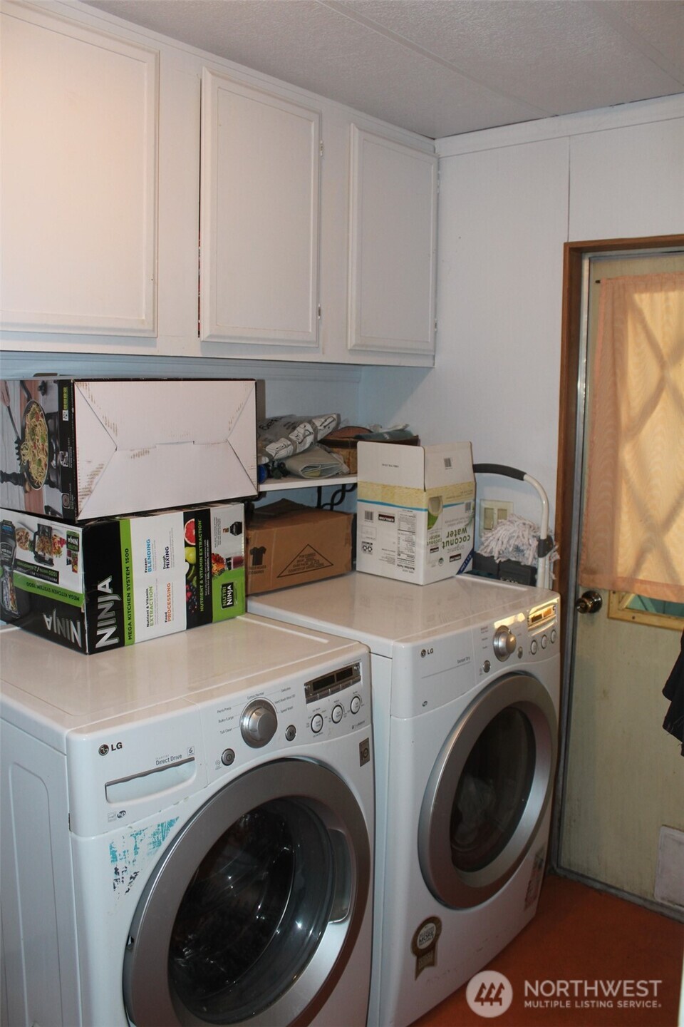 5705 Littlerock Road Southwest, Unit 41 Tumwater, WA 98512 - Photo 18 of 18 a utility room with dryer and washer